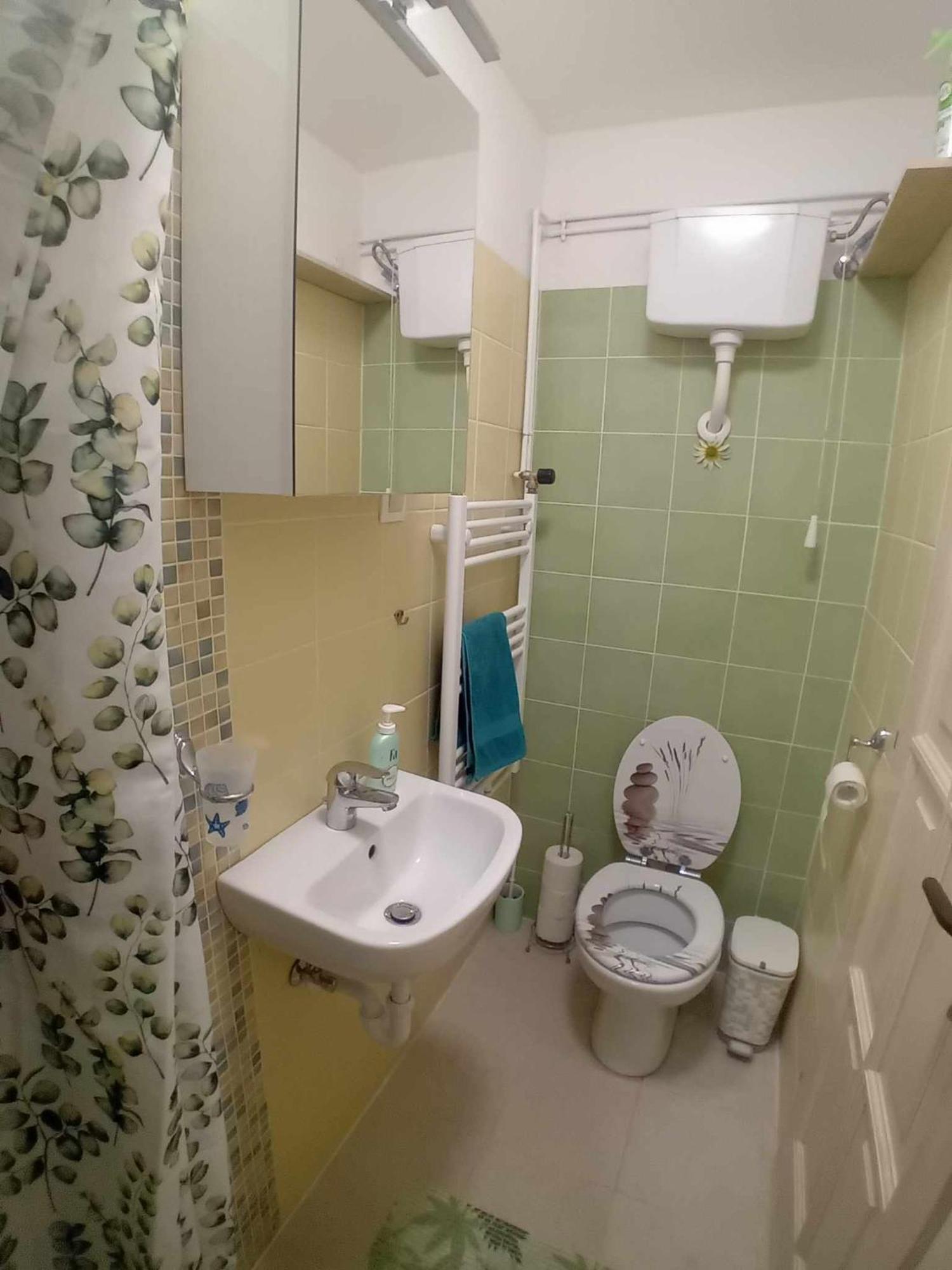 Edi Apartman 베체스 외부 사진